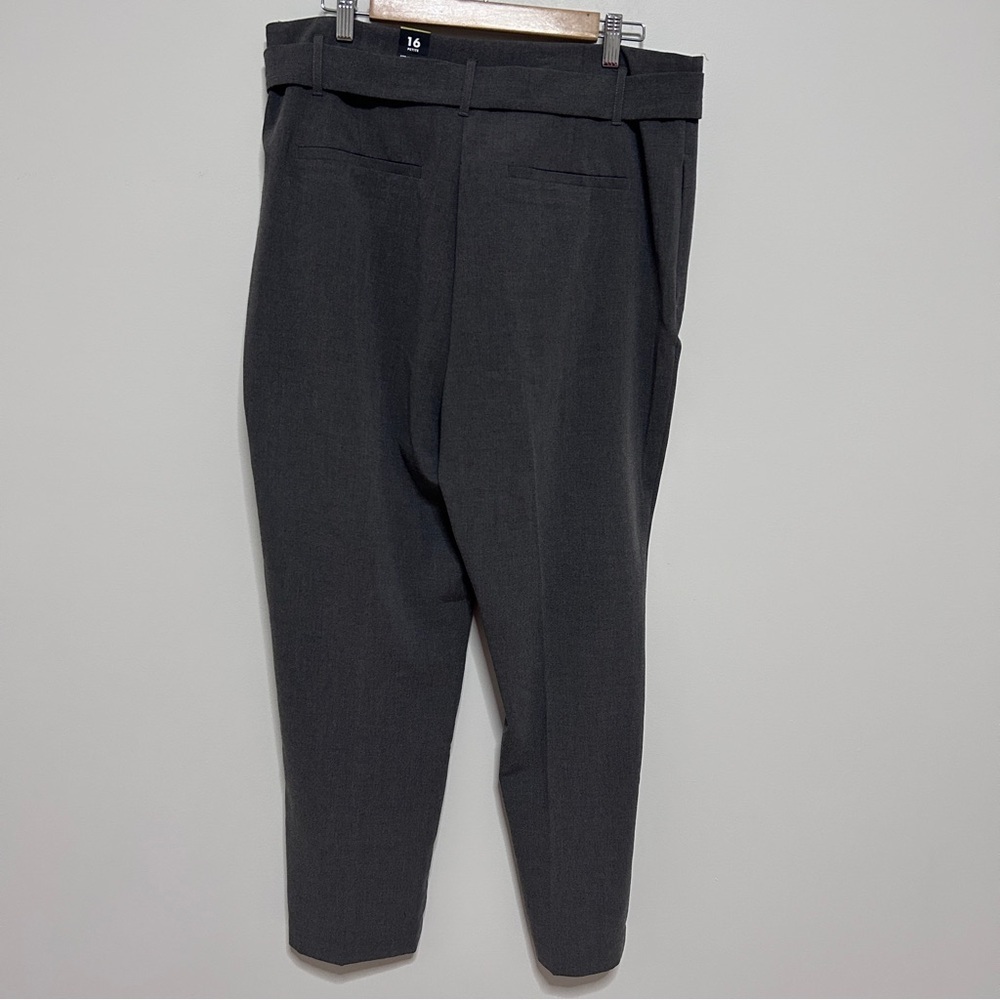 Reitmas Stylish Gray Belted Trousers Women’s size 16P Office Business Church - Picture 3 of 10